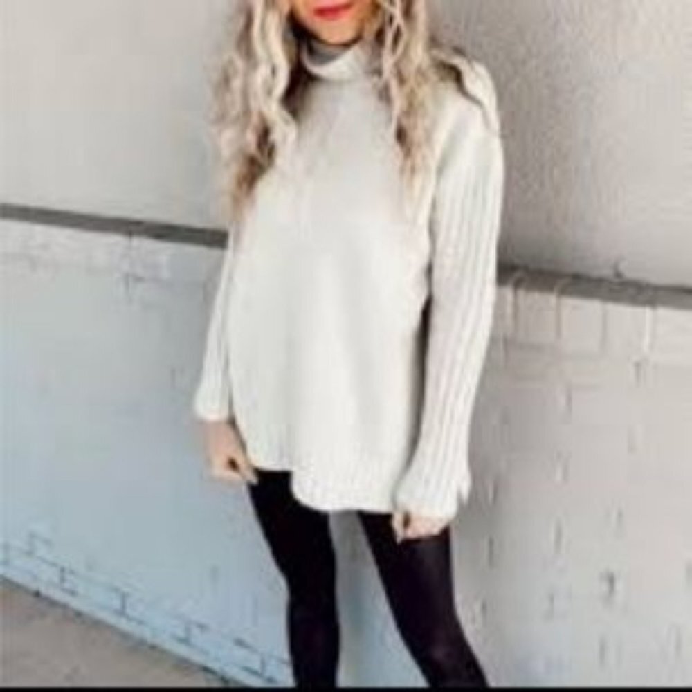 All In Favor Ribbed Turtleneck Sweater - Picture 3 of 3